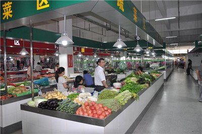 贵阳农产品水产品批发市场自检 守牢生鲜食品安全线，保障农产品生产源头质量